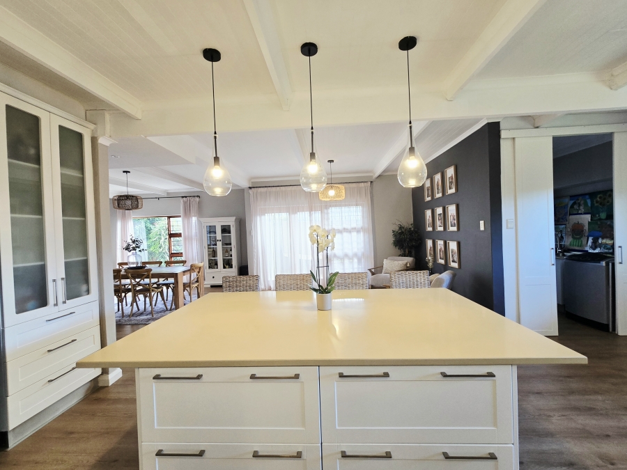 4 Bedroom Property for Sale in Bergsig Western Cape